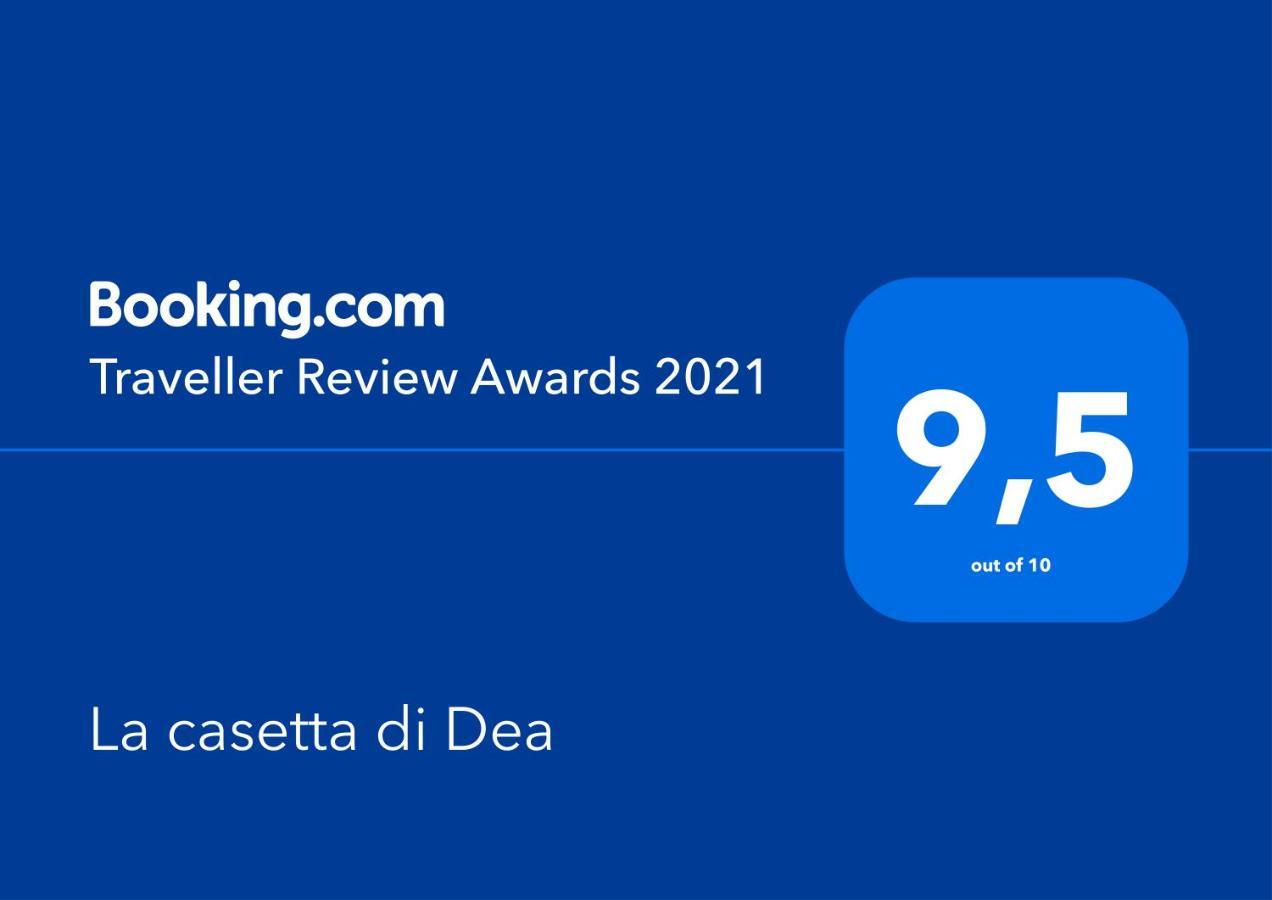 הוילה אסראלה La Casetta Di Dea מראה חיצוני תמונה